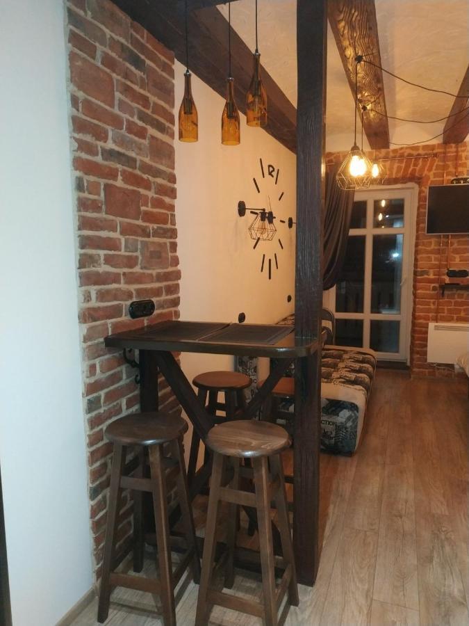 Loft апартаменти з балконом в центрі Львова Экстерьер фото